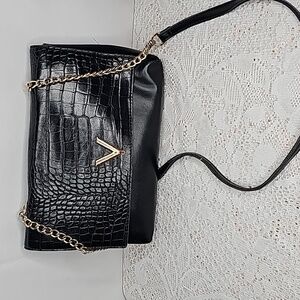 Crossi black chain strap shoulder bag crossbody
